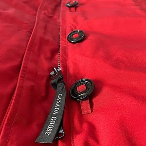 Women’s M Canada Goose Dawson Parka